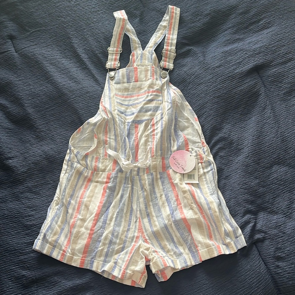 Women’s overalls, shorts. New with tags, size Medium
